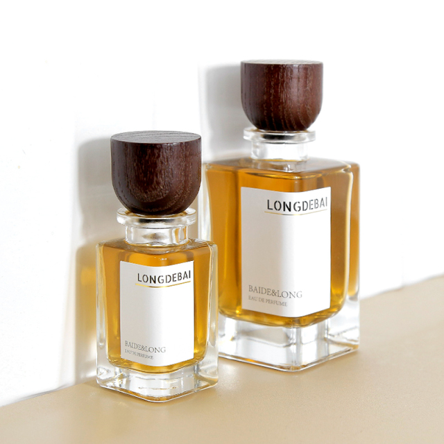 New Design Square Empty Glass bottle 30ml 100ml Perfume Bottle Spray With wood cap