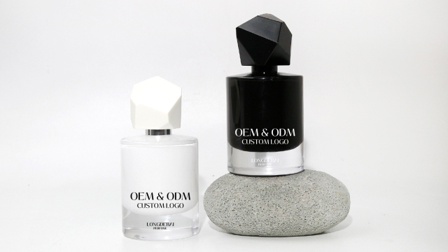 Custom round white glass perfume bottle 30ml 50ml 100ml crimp empty perfume spray bottle with gift box