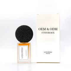 Wholesale square perfume spray bottle clear empty aluminum pump frosted 30ml 50ml 100ml perfume bottle with wood lids