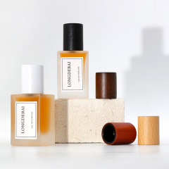 Luxury clear perfume spray bottle empty crimp aluminum pump square frosted 30ml 50ml 100ml perfume bottle with box and wood cap