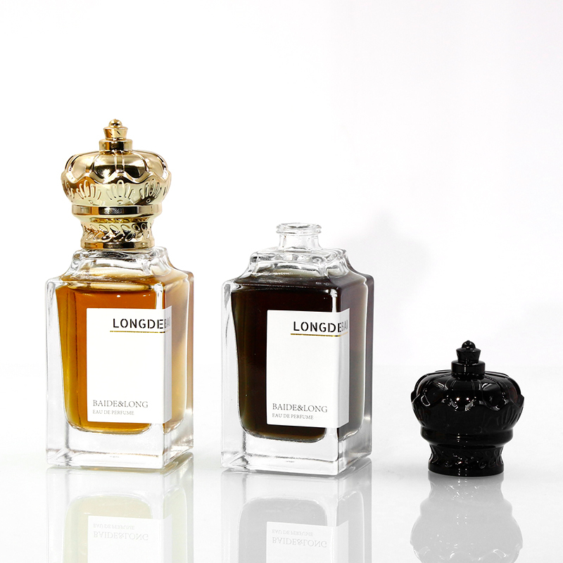 Wholesale empty crimp empty square clear perfume glass bottle 80ml 50ml perfume bottle with gold cap