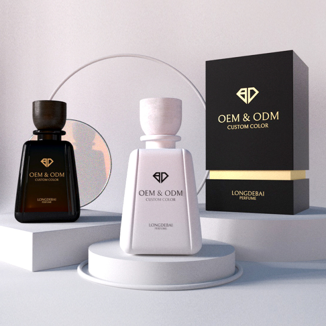 Hot sale unique crimp square perfume spray bottle 30ml 50ml 100ml luxury Irregular perfume bottle with box