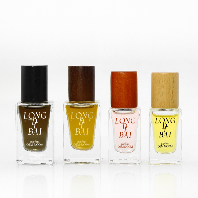 Custom Square Crimp Empty Glass Perfume Bottle 30ml 50ml Portable Wood Cap Perfume Spray Bottles With Box Packaging