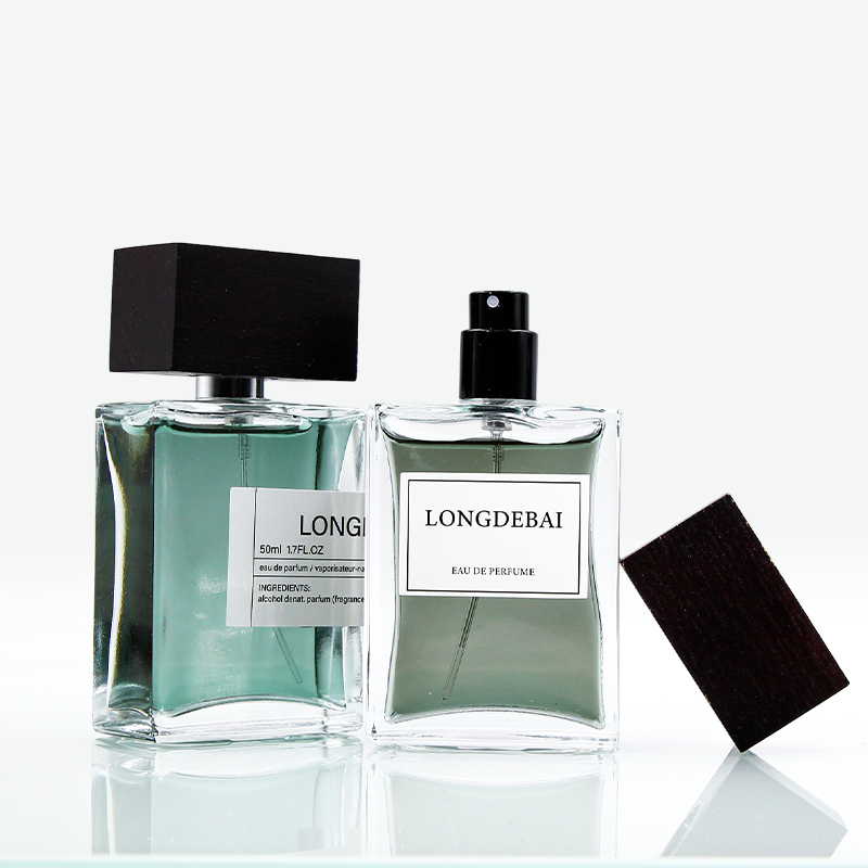 Glass perfume bottle with flat square wood cover, portable perfume bottle