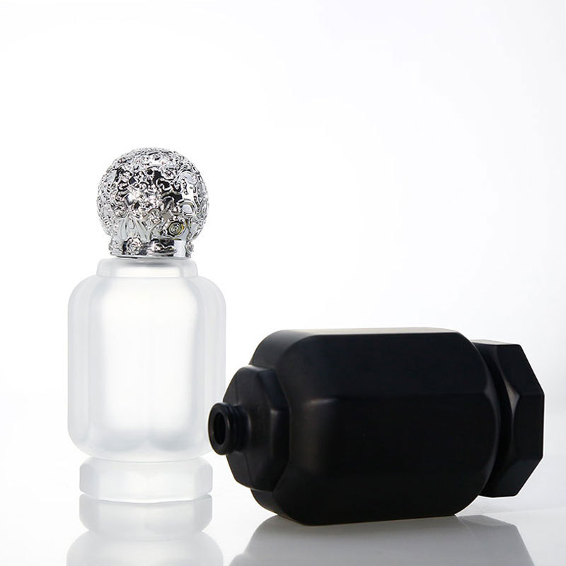 Luxury matte black frost empty glass perfume spray bottle with crown cap