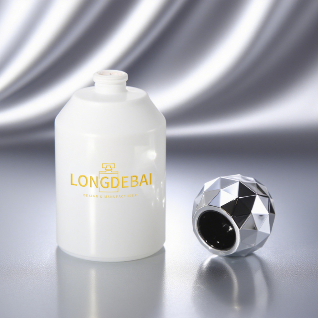 Wholesale matte black white round shape 30ml 50ml 100ml silver gold cap glass perfume bottle