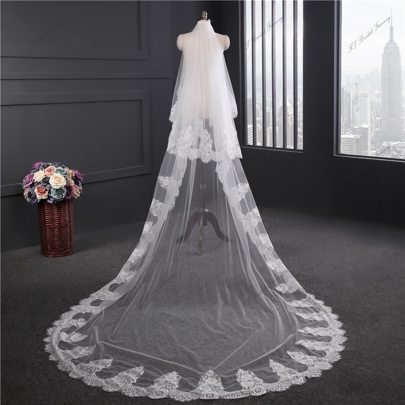 Two Layer Wedding Veils With Lace On Hem