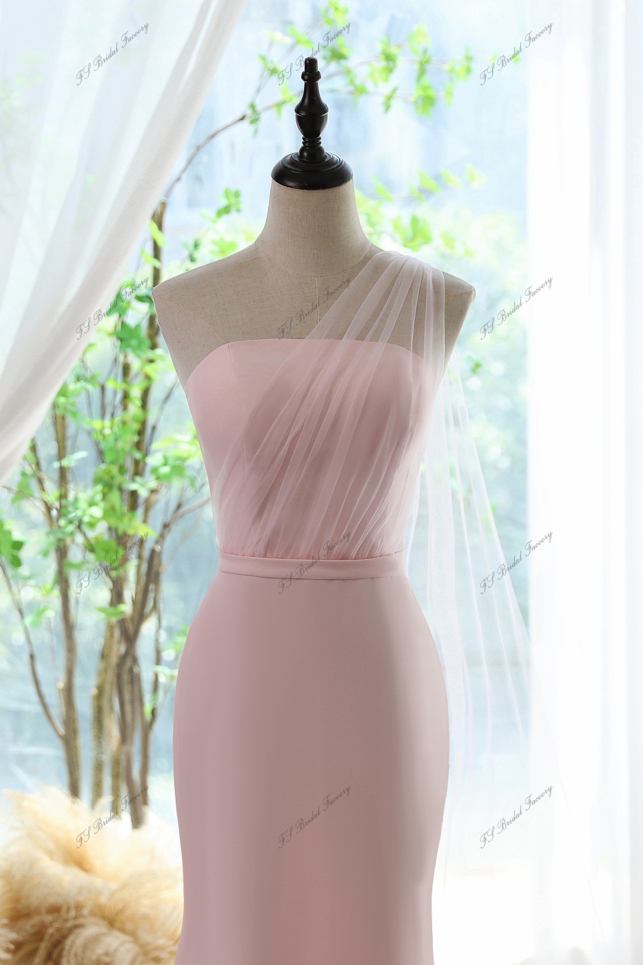 Straight Neckline Mermaid Prom Dress With Simple Waistband