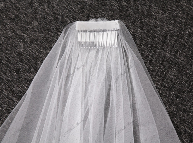 Two Layer Wedding Veils With Lace On Hem