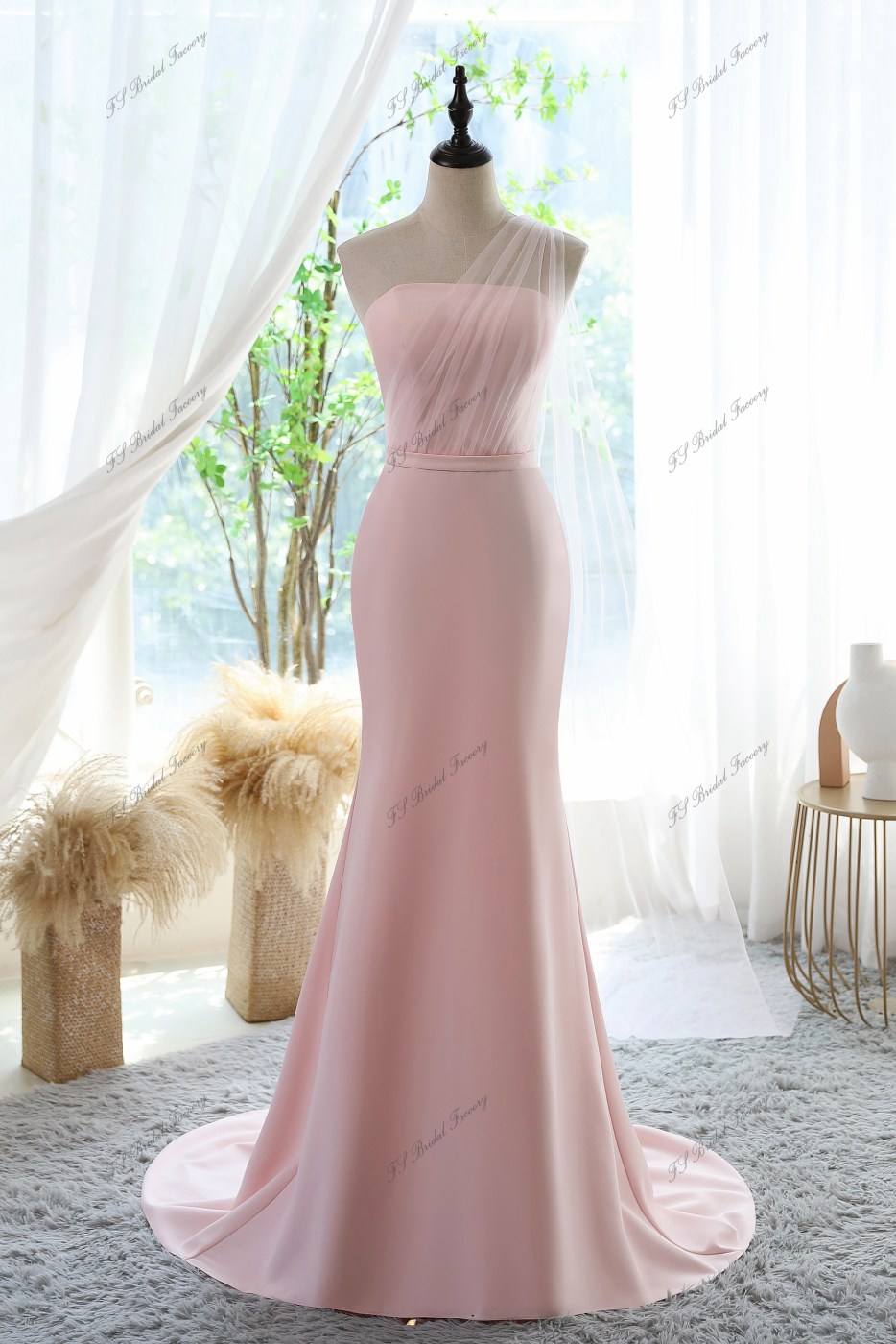 Straight Neckline Mermaid Prom Dress With Simple Waistband