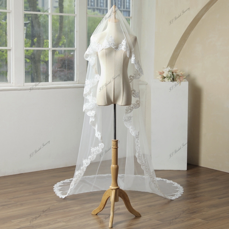 118 Inch Lace Veils
