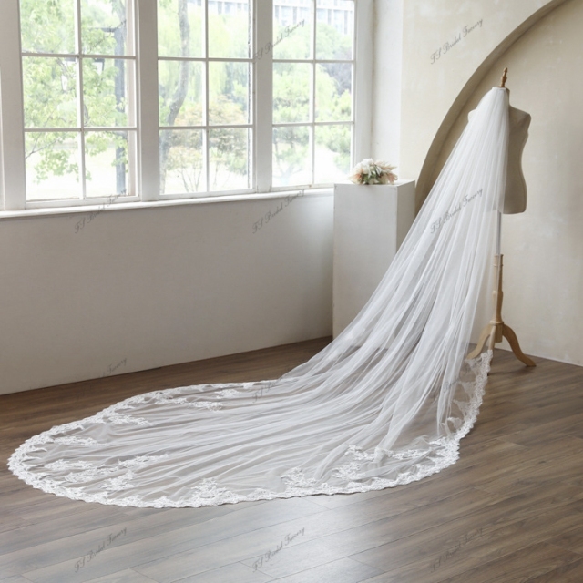 137 Inch Lace Wedding Veils