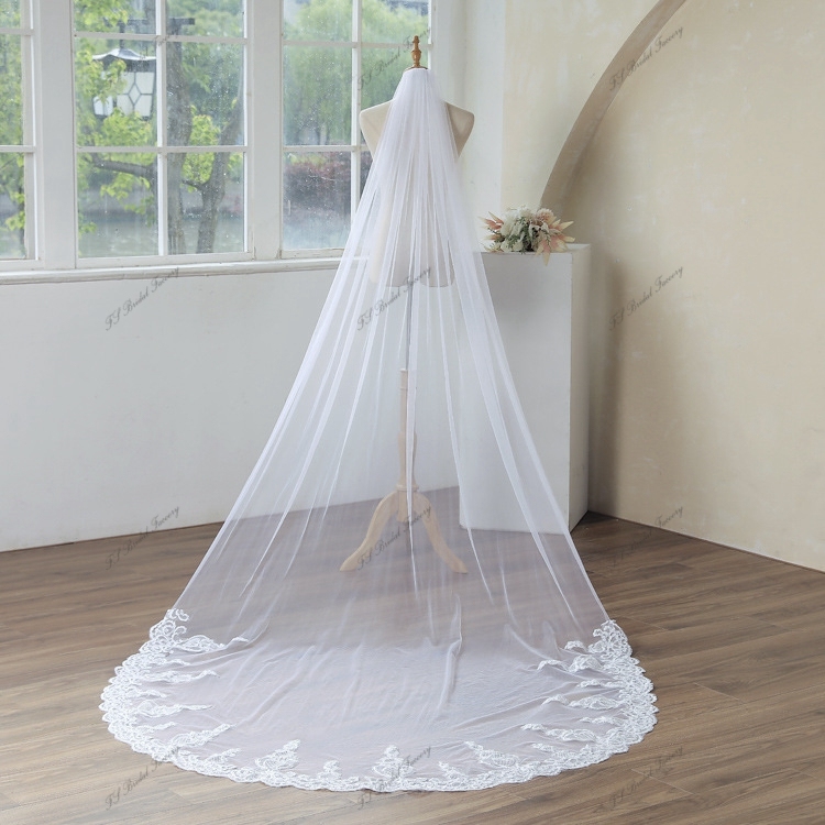 118 Inch Lace Veils