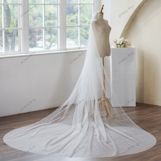 137 Inch Glitter Wedding Veils