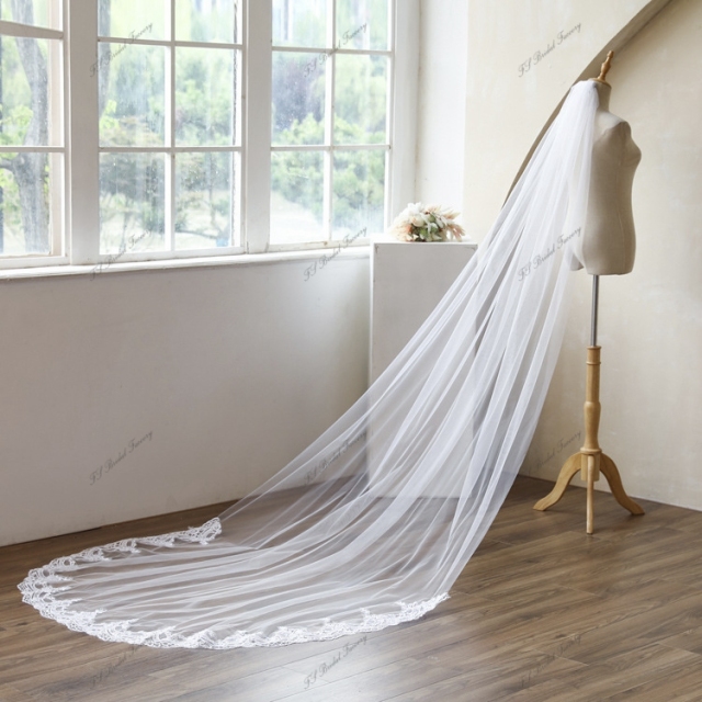 118 Inch Lace Wedding Veils