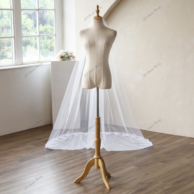 118 Inch Lace Wedding Veils