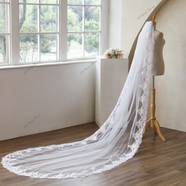 118 Inch Lace Wedding Veils