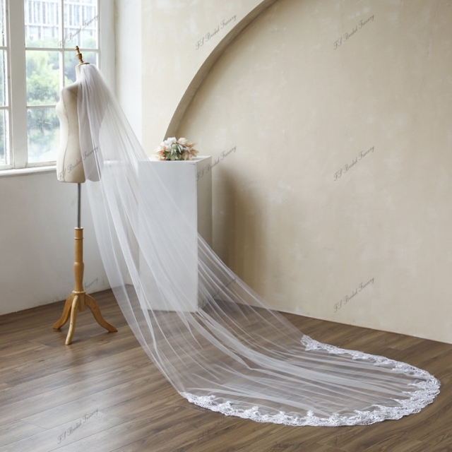 118 Inch Lace Wedding Veils