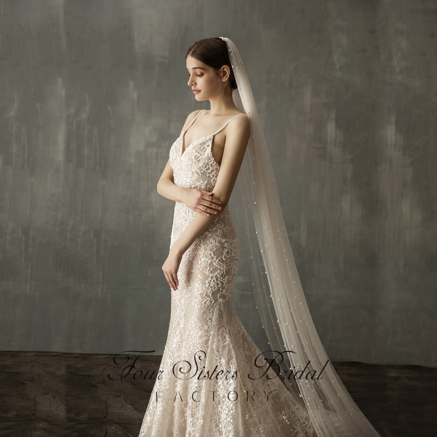 Romance Pearl Veil
