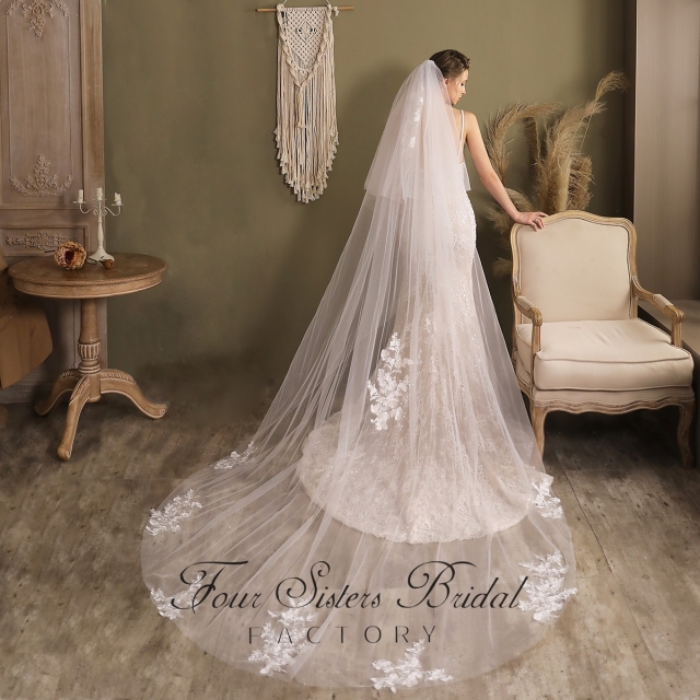 106 Inch Floral Lace Applique Veil