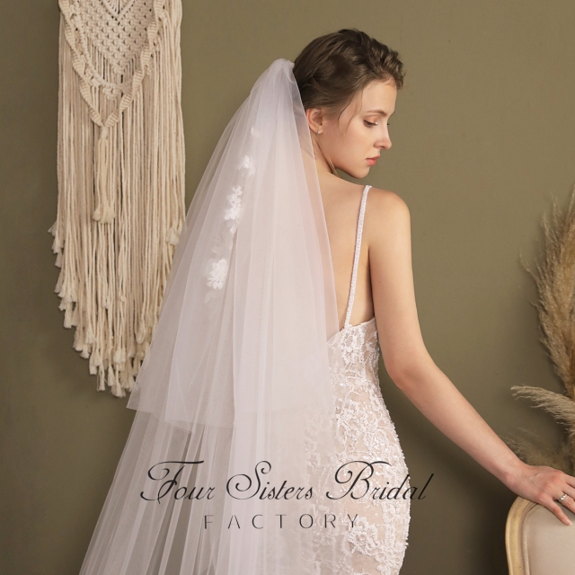 106 Inch Floral Lace Applique Veil