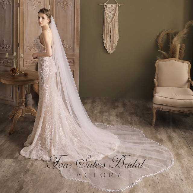 118 Inch Pearl Floral Print Wavy Edge Long Bridal Veil