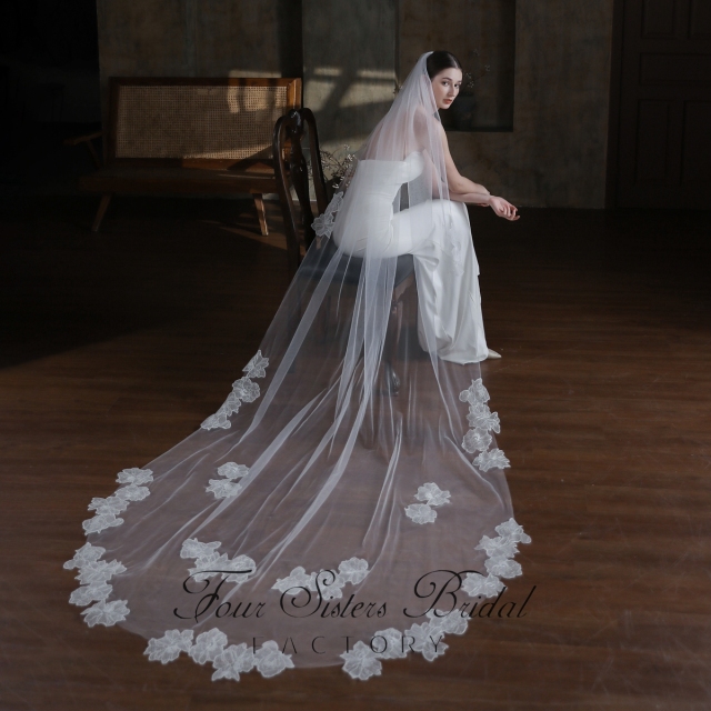 118 Inch Sequin Floral Lace Veil