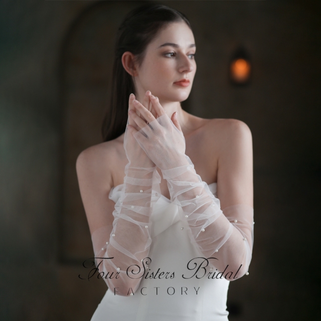 Pearl Tulle Sleeves
