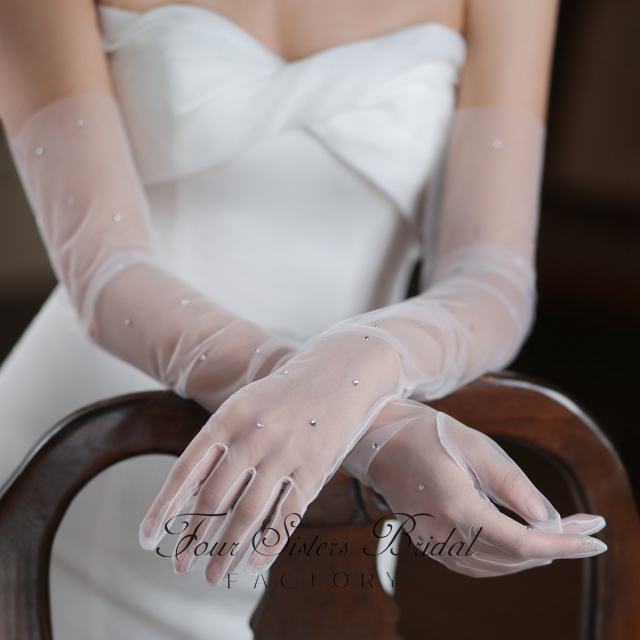 Beading Tulle Gloves