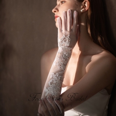 Lace Applique Bridal Gloves