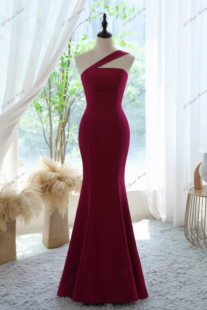 Fit And Flare Crepe Prom Gown With One Shoulder