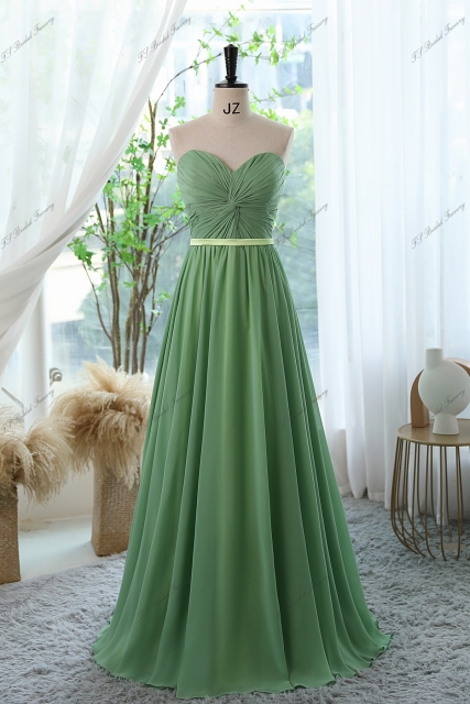 Delicate Sweetheart Prom Dress With Chiffon Pleated Skirt and belt