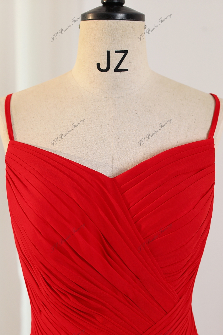 Elegant Pleated Chiffon V-neck With Spaghetti Straps Long Prom Dress
