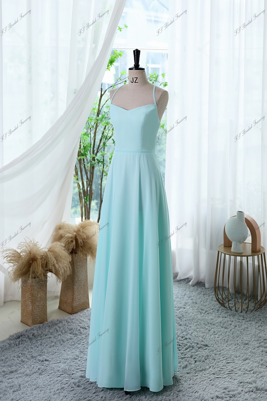 A-line Chiffon Bridesmaid Dress with Halter Back