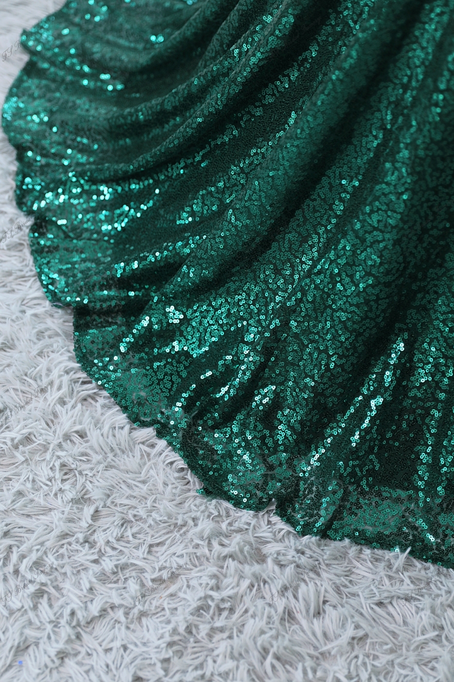 Cross Spaghetti Straps V-back Sequin Prom Gown
