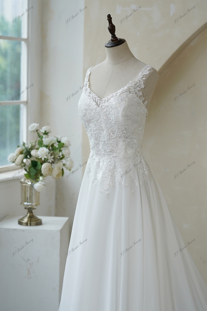 Lace Applique With Soft Chiffon Bridal Gowns