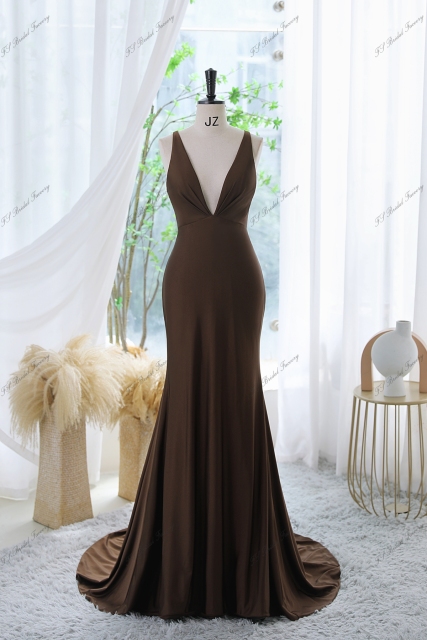 Mermaid Prom Dress With Deeping V-neck And Crossing Back