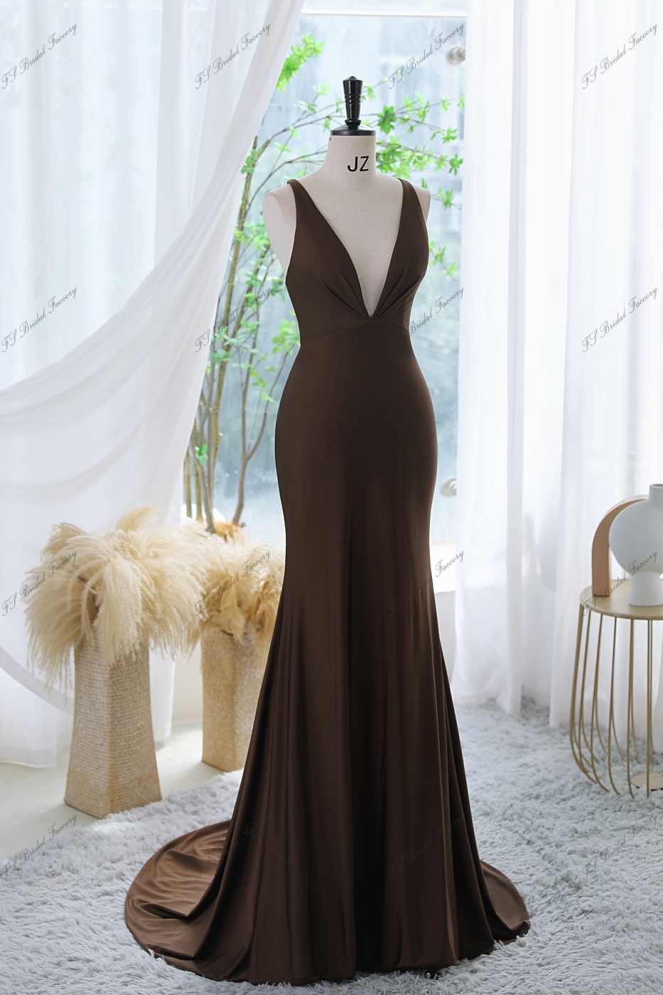 Mermaid Prom Dress With Deeping V-neck And Crossing Back