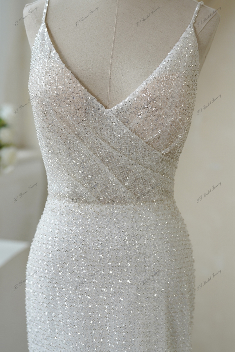 Spaghetti Straps Pleat Beaded Lace Mermaid Wedding Dress