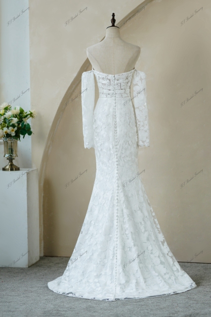 Floral Lace Ruching Bodice Mermaid Wedding Gowns With Detached Sleeve