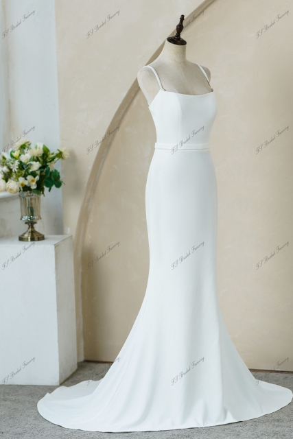 Soft Thick Crepe Mermaid Wedding Gowns With Detached Lace Sleeve