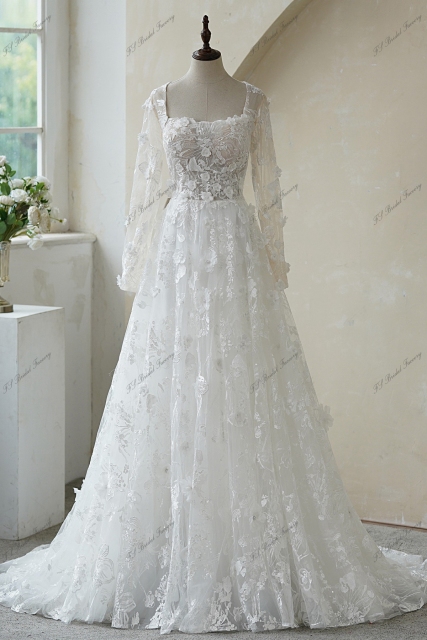 3D Floral Lace With A Square Neckline Tulle Wedding Gown