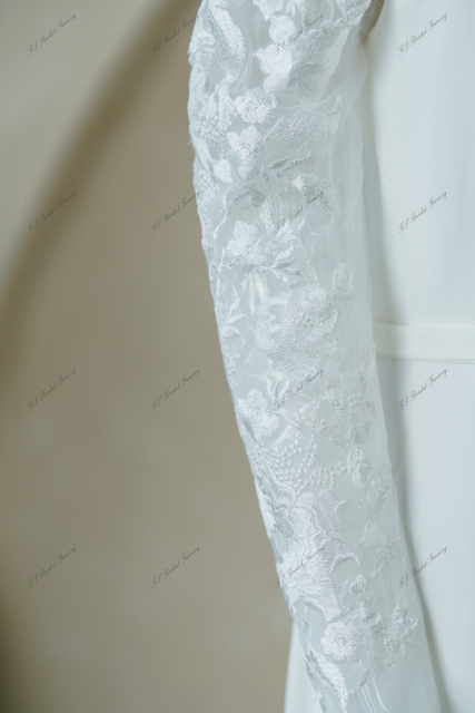 Soft Thick Crepe Mermaid Wedding Gowns With Detached Lace Sleeve