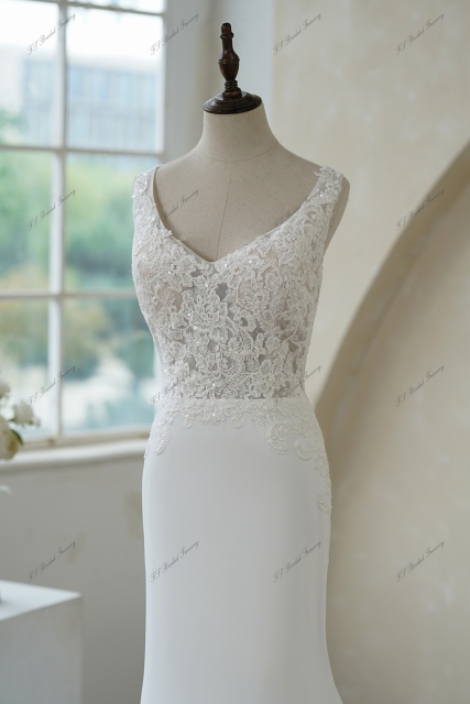 Lace Applique Crepe Mermaid Wedding Dresses