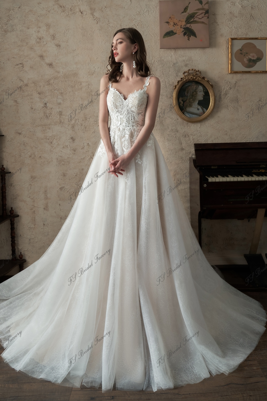 A-Line Beading Lace Applique Wedding Dress