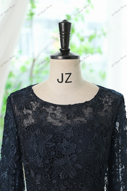 Chiffon Mother Of Bride Dress With A-line Silhouette, Round Neckline And Three-quarter Sleeves