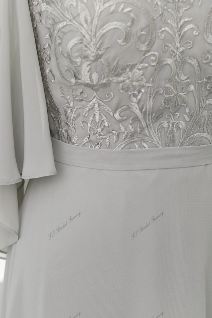 Chiffon Mother Of Bride Dress With Ruffled Sleeves, V-neck And Floral Appliques