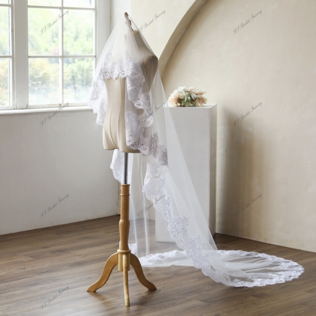 118 Inch Lace Wedding Veils