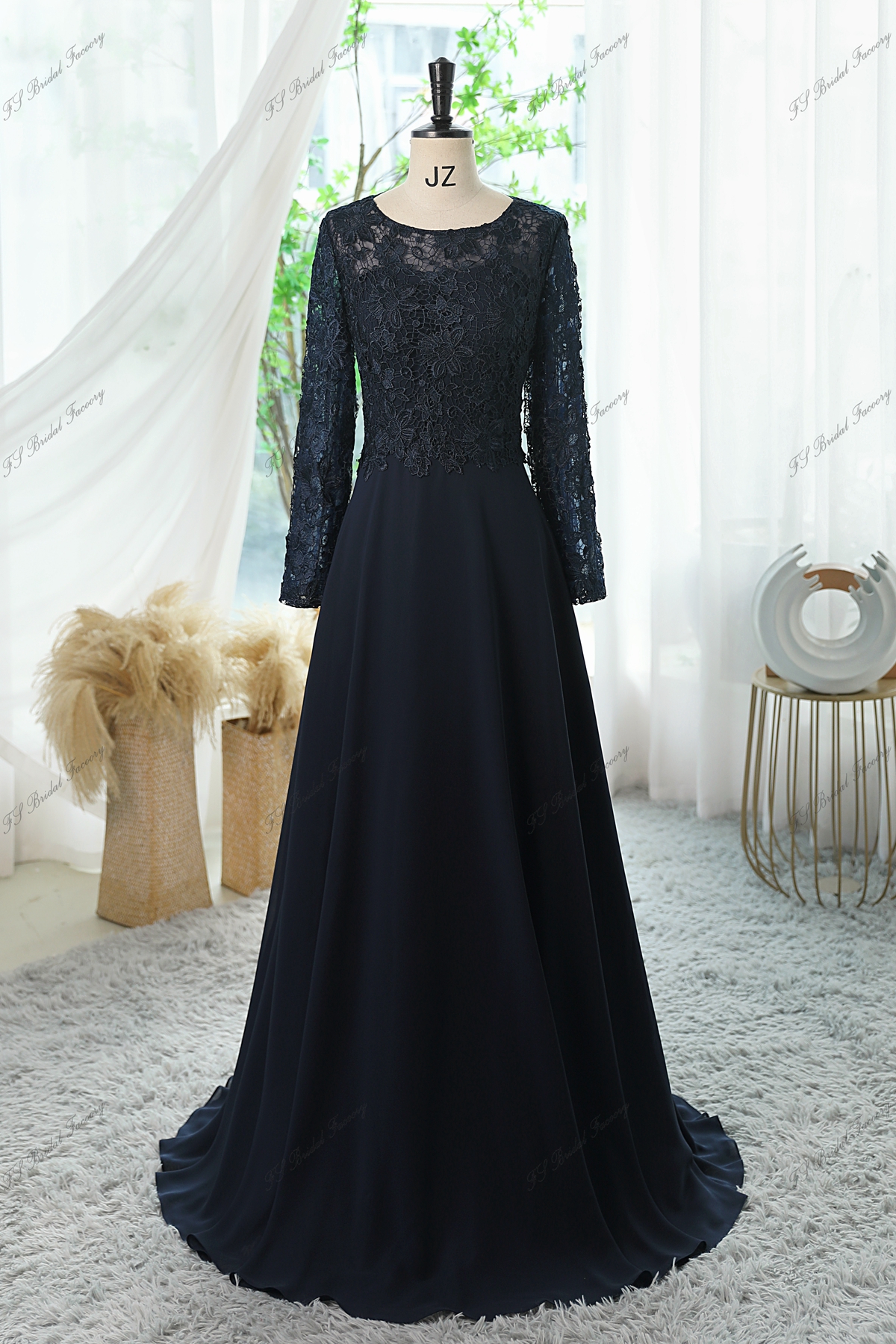 Round Neck Chiffon Mother of the Bride Dresses with Caps