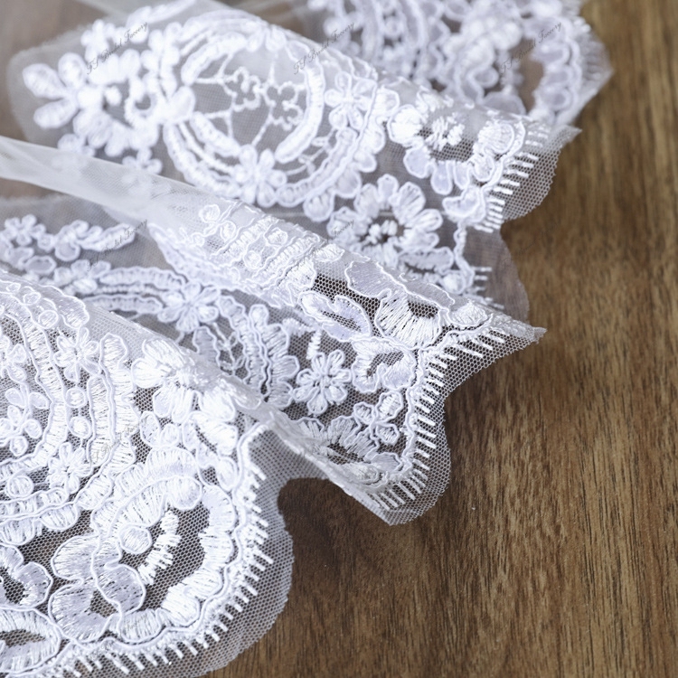 118 Inch Lace Wedding Veils